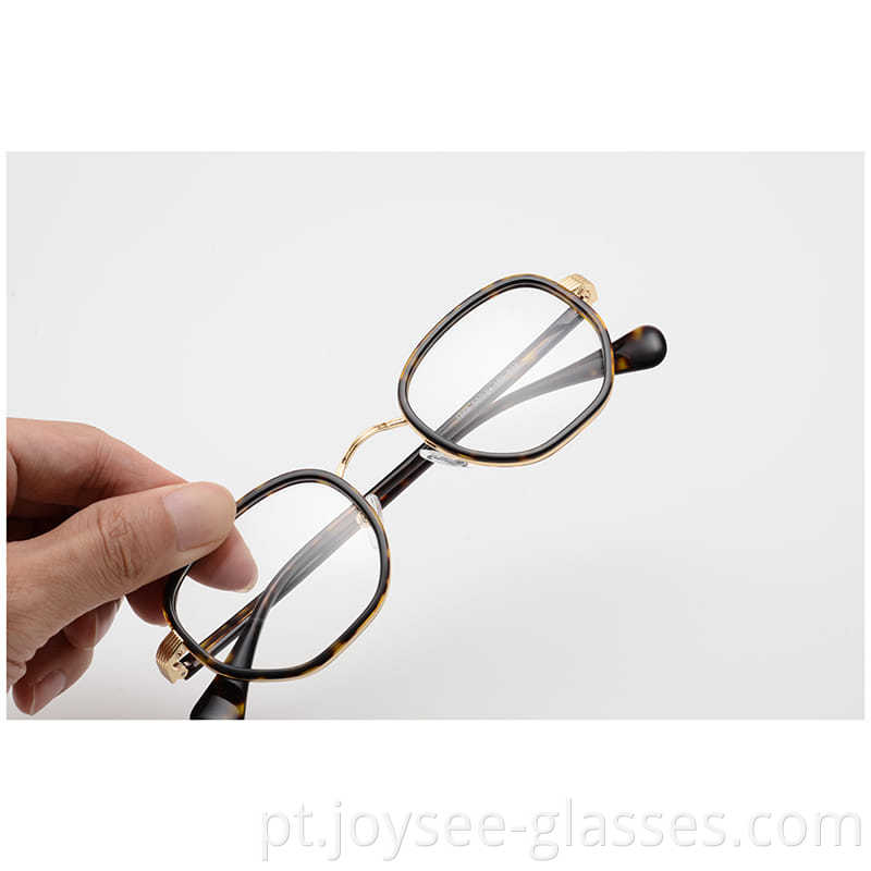 Men Round Glasses 8